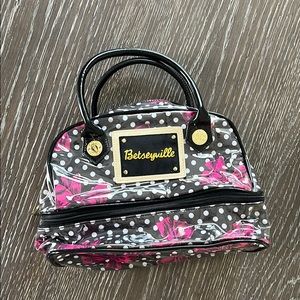 Betsey Johnson makeup case